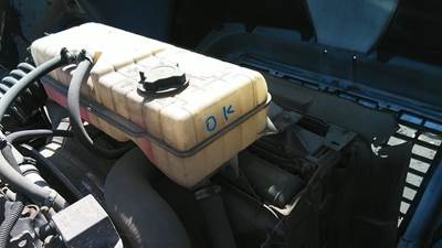 Volvo VNL Radiator Overflow Bottle / Surge Tank