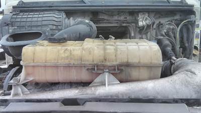 Volvo VNL Radiator Overflow Bottle / Surge Tank