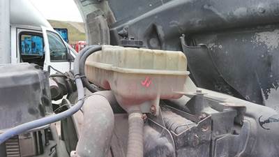 Volvo VNL Radiator Overflow Bottle / Surge Tank