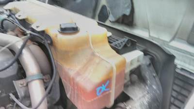 Volvo VNL Right Radiator Overflow Bottle / Surge Tank