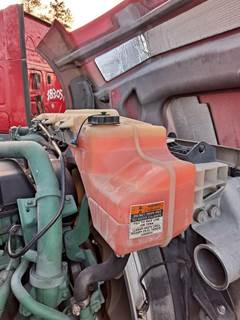 Volvo VNL Radiator Overflow Bottle / Surge Tank