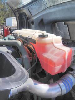 Volvo VNL Radiator Overflow Bottle / Surge Tank