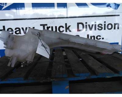 Volvo VNL Radiator Overflow Bottle / Surge Tank