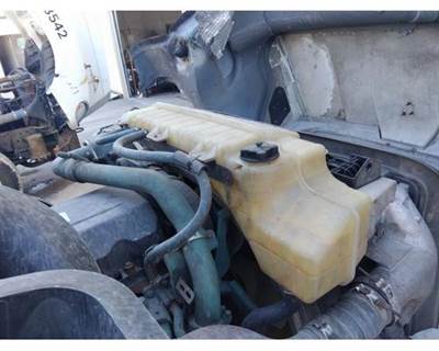Volvo VNL Radiator Overflow Bottle / Surge Tank
