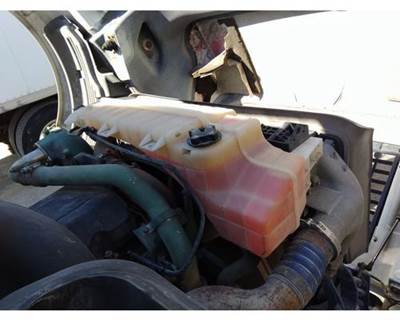 Volvo VNL Radiator Overflow Bottle / Surge Tank