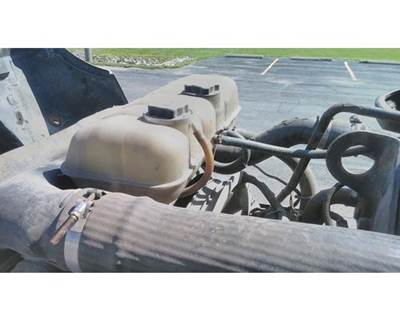 Volvo VNL Radiator Overflow Bottle / Surge Tank