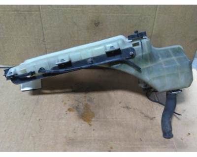 Volvo VNL Radiator Overflow Bottle / Surge Tank