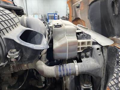 Volvo VNM Radiator Overflow Bottle / Surge Tank