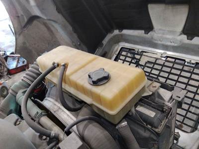Volvo VNM Radiator Overflow Bottle / Surge Tank