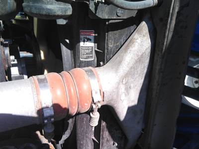 Freightliner Cascadia 126 Radiator Shroud