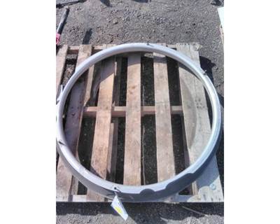 Kenworth T680 Radiator Shroud
