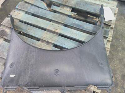 Peterbilt 579 Radiator Shroud