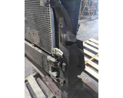 Ford F-550 Radiator for a Ford F550SD (SUPER DUTY)