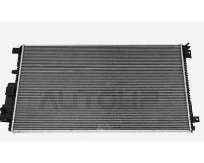 Ford F-550 Radiator for a Ford F550SD (SUPER DUTY)