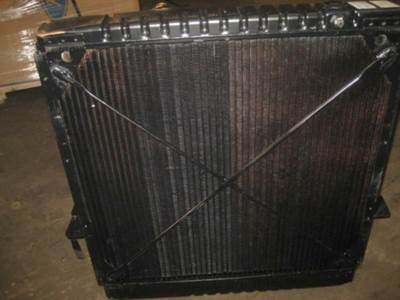 Ford UNIDENTIFIABLE Radiator