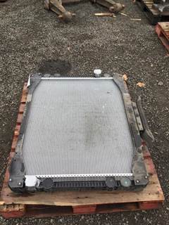 Freightliner Century Class 120 Radiator for a Freightliner CENTURY 120