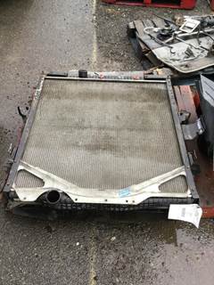 Mack Vision CXN612 Radiator for a Mack CXN612