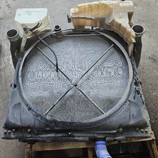 Peterbilt 579 Radiator