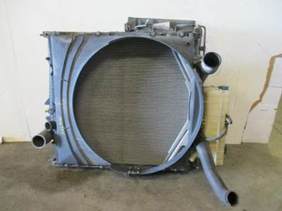Volvo VNL Radiator
