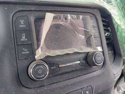 Dodge 4500 SERIES Radio