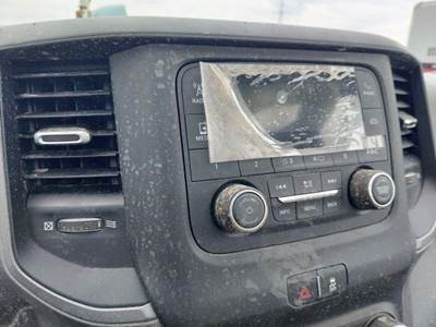 Dodge Ram 5500 Radio for a Dodge 5500 SERIES