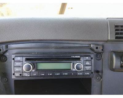 Freightliner Cascadia 125 Radio