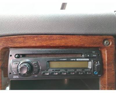 Freightliner Cascadia 125 Radio