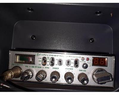 Freightliner Cascadia 125 Radio