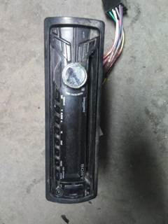 International 4300 Radio