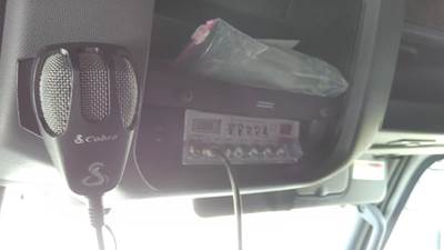 International LT Radio