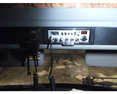 Kenworth T680 Radio