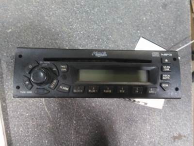 Mack Pinnacle CXU612 Radio for a Mack CXU612