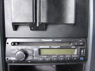 Mack Pinnacle CXU613 Radio for a Mack CXU613
