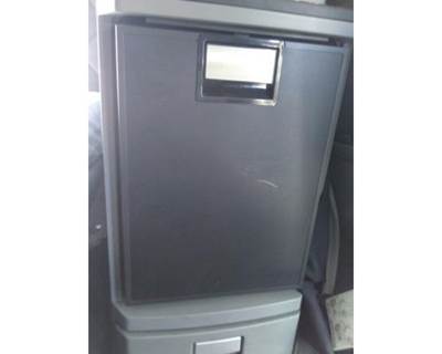 Kenworth T680 Right Refrigerator