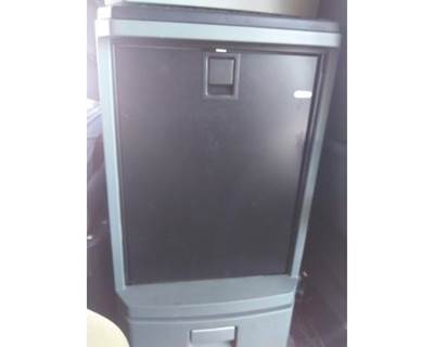 Kenworth T680 Left Refrigerator