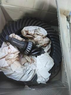 Eaton-Spicer 18220 Ring Gear / Pinion