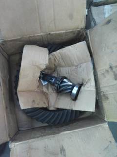 Eaton-Spicer 18220 Ring Gear / Pinion