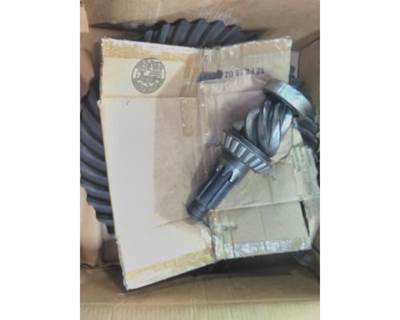 Eaton-Spicer 18220 Ring Gear / Pinion