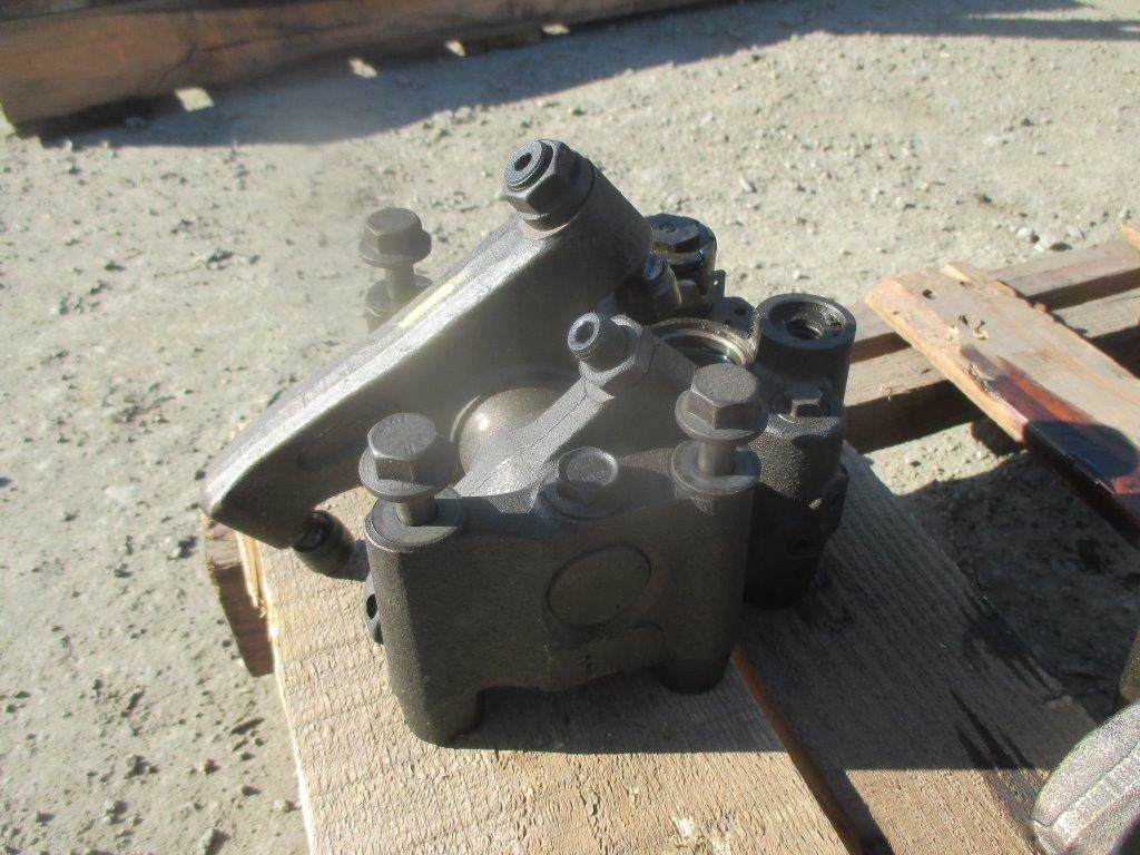2012 Paccar MX13 Rocker Arm for a Kenworth T700 For Sale Stockton