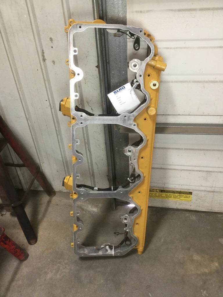 2005 Caterpillar C15 ACERT Rocker Housing for a International 9400I For