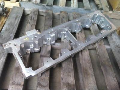Cummins ISX12 G Rocker Housing for a Cummins ISX12 EPA 13