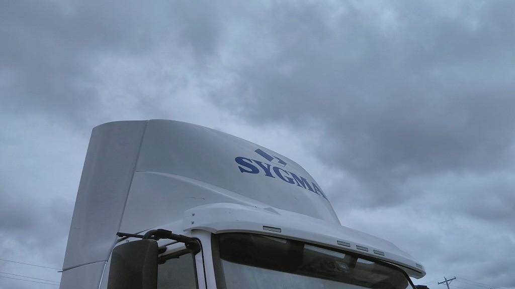 2018 Volvo VNM Roof Fairing For Sale Toledo, OH 2289374