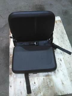 Freightliner Cascadia Left Seat