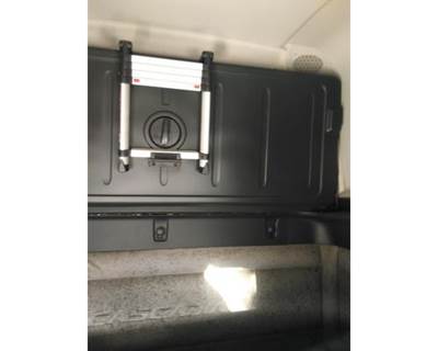 Freightliner Cascadia 126 Sleeper Bunk