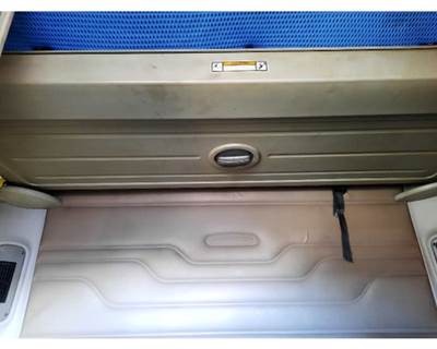 Freightliner Columbia 120 Sleeper Bunk