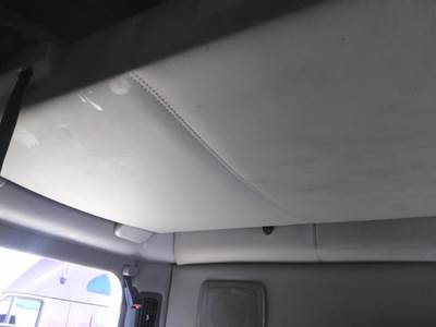 Kenworth T680 Sleeper Bunk