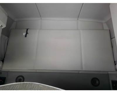 Kenworth T680 Sleeper Bunk
