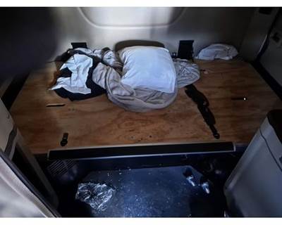 Peterbilt 579 Sleeper Bunk