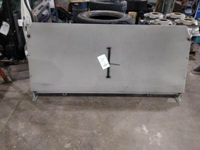 Volvo VNL Sleeper Bunk