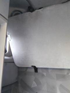 Volvo VNL Sleeper Bunk